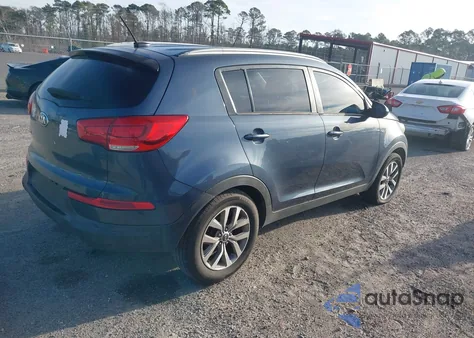 2016 Kia Sportage Lx z USA, uszkodzony, nr VIN KNDPB3AC2G7842116